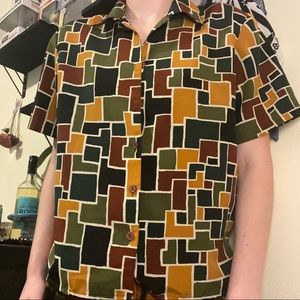 Trippy Button Down 🐸